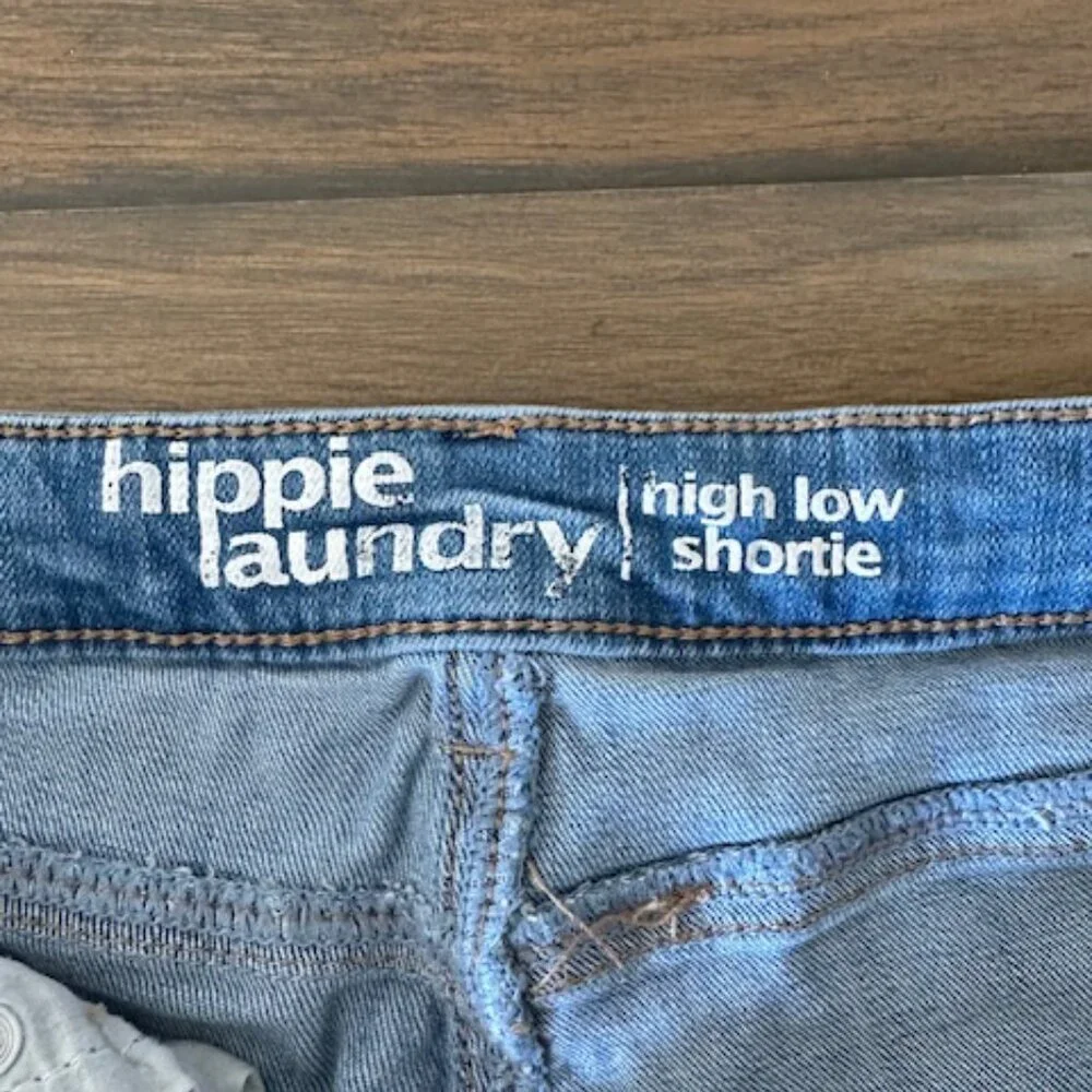 Hippie Laundry Pearl Denim Shorts  8455 - Picture 3 of 11